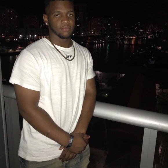 Meet your Posher, K - Picture 1 of 1